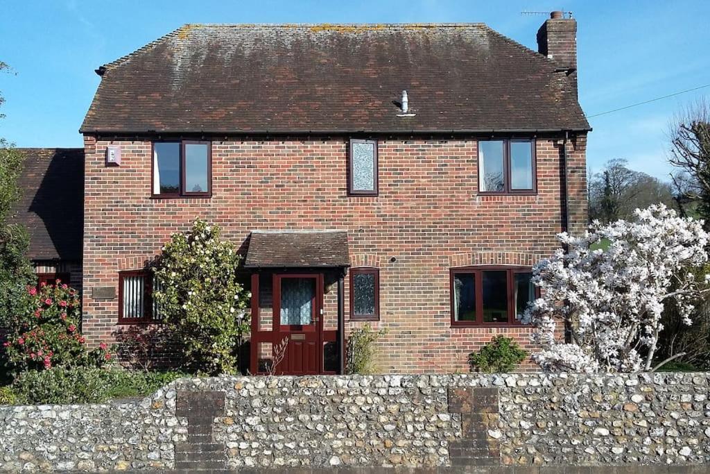 Bramley Cottage Holidays 奇切斯特 外观 照片